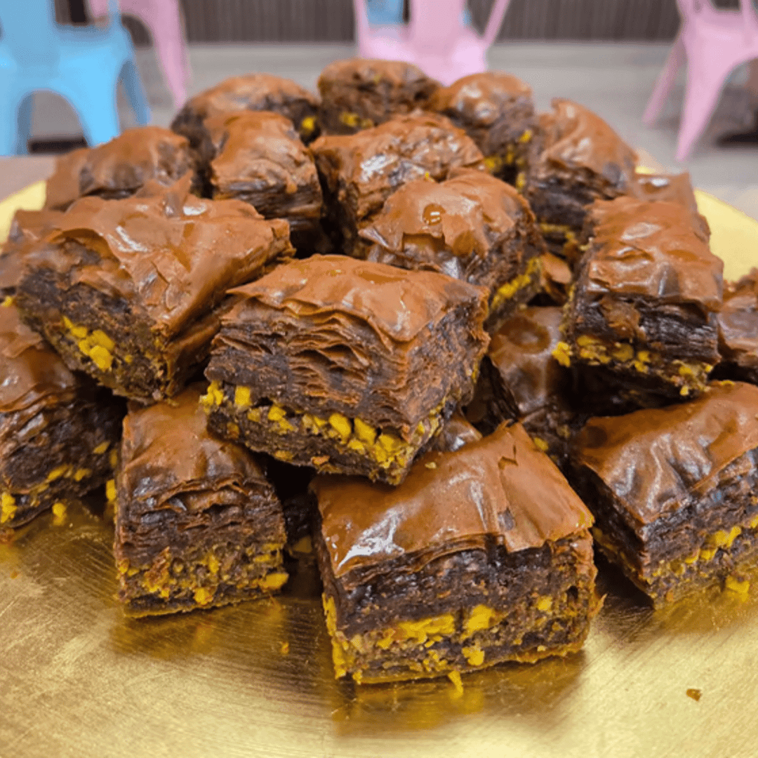 1/2 lb Chocolate Pistachio Classic Baklava
