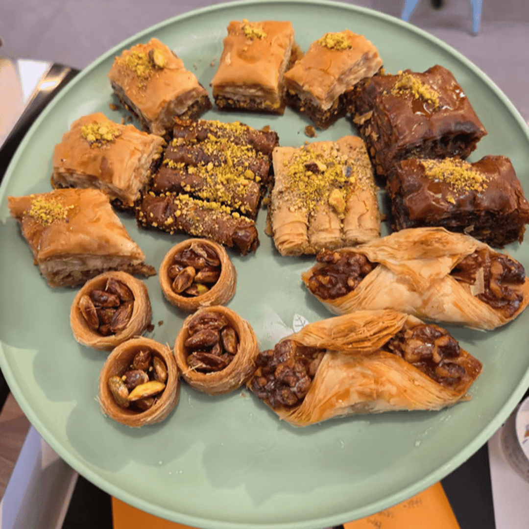 1 lb Assorted Baklava