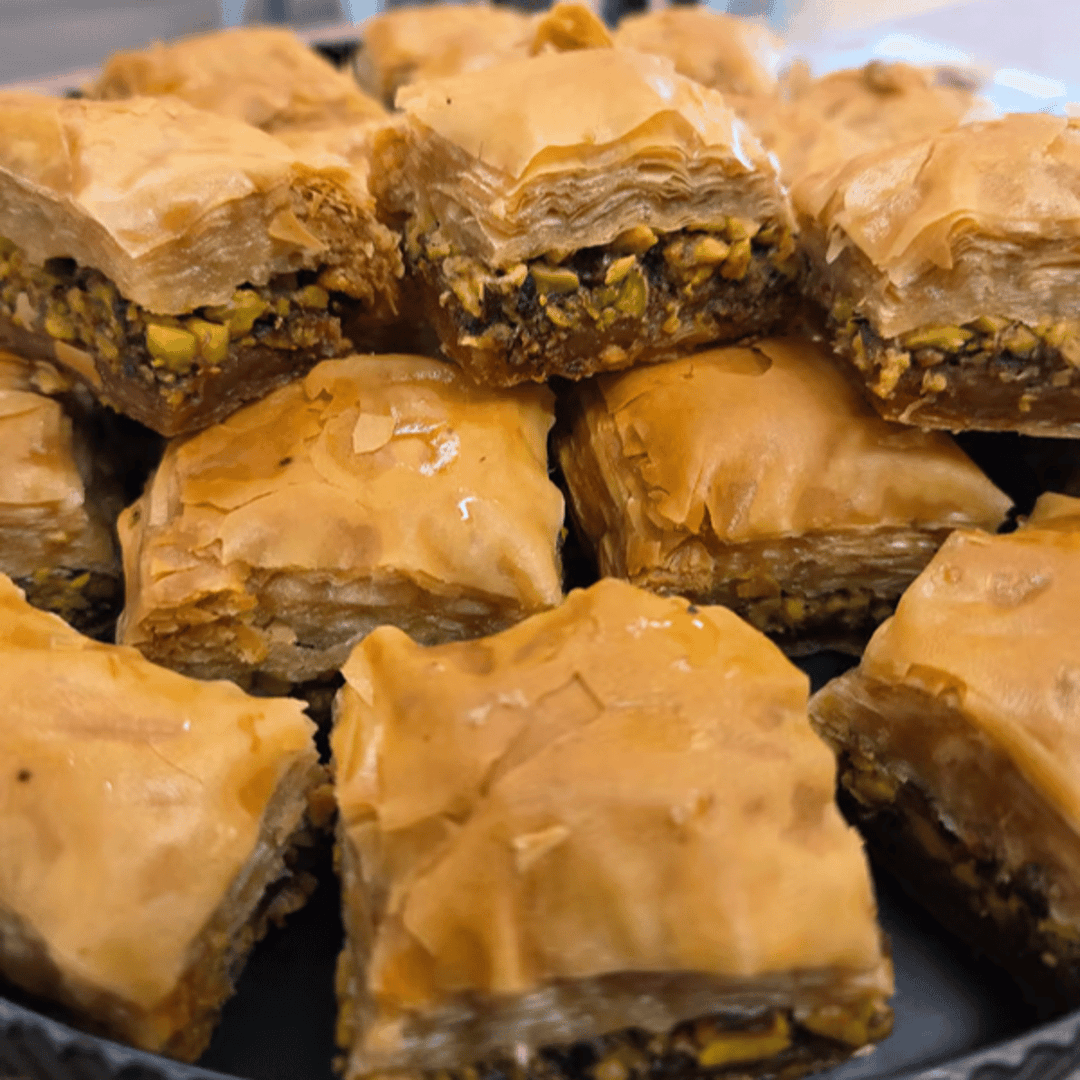 1 lb Pistachio Classic Baklava