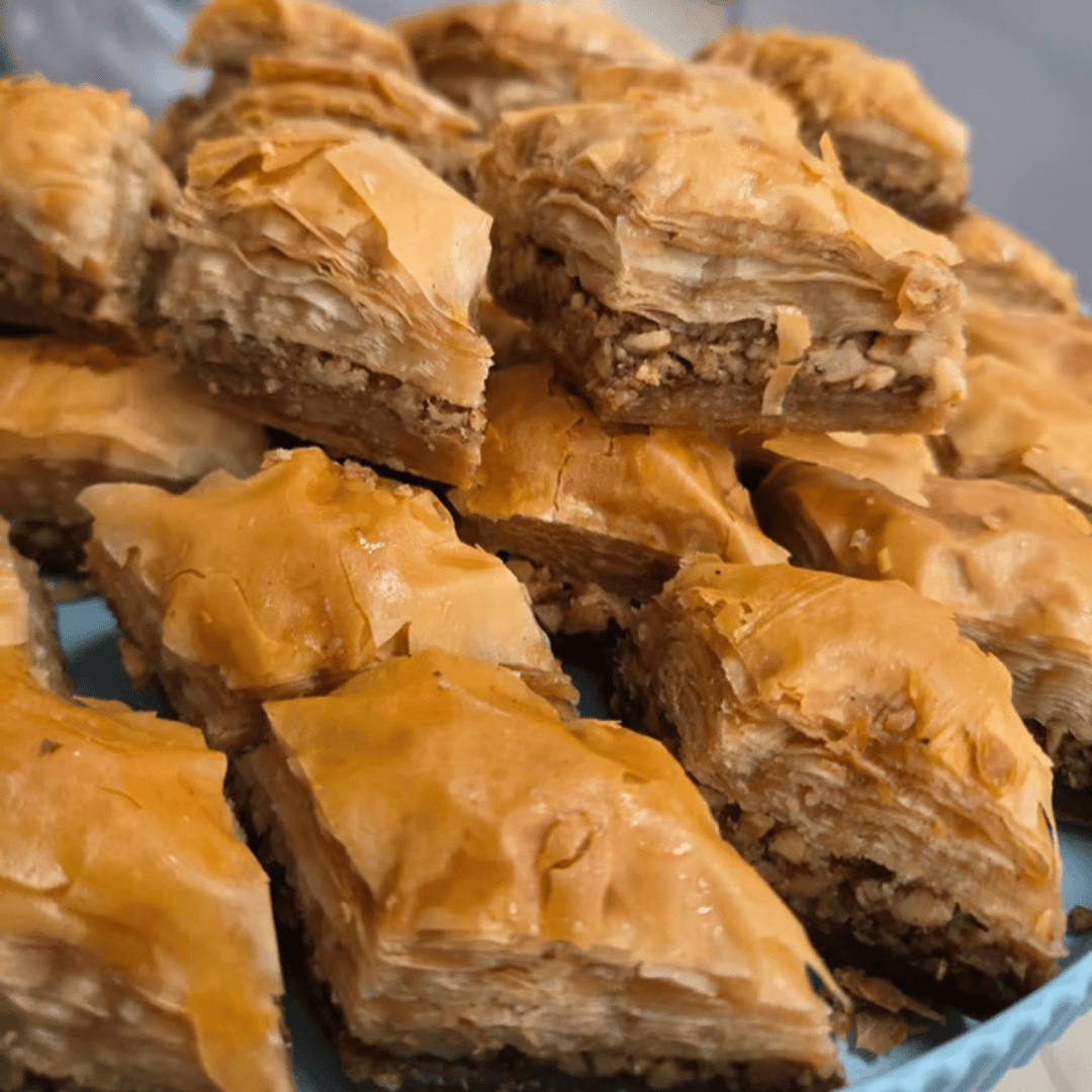 1 lb Walnut Classic Baklava