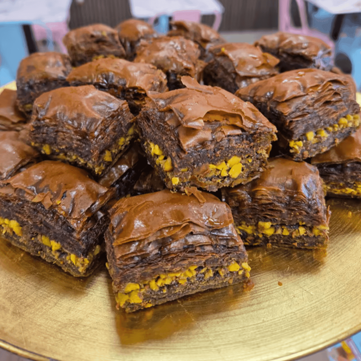 1 lb Chocolate Pistachio Classic Baklava
