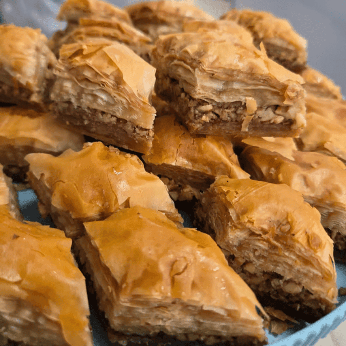 1 lb Walnut Classic Baklava
