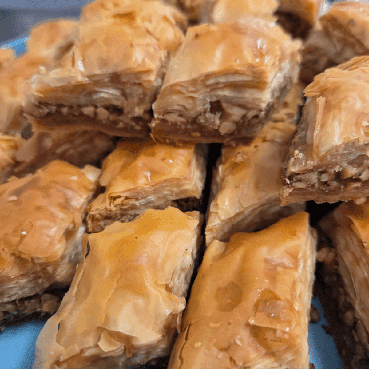 1/2 lb Walnut Classic Baklava